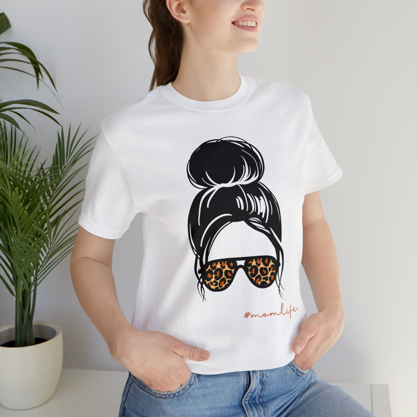 #momlife Tee