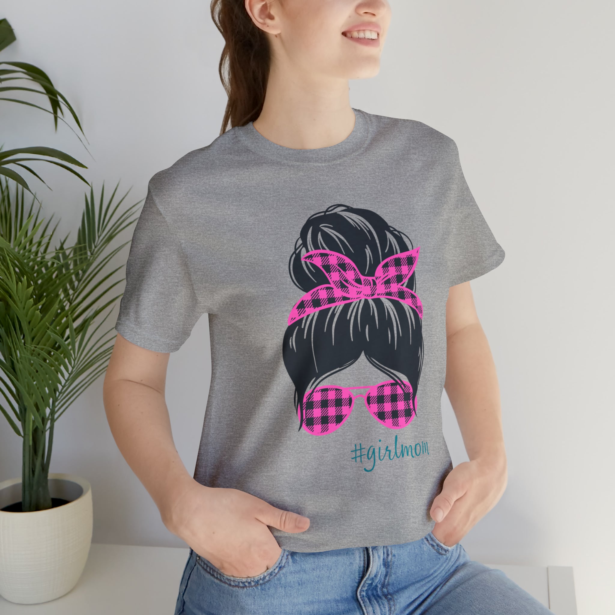 #girlmom Tee
